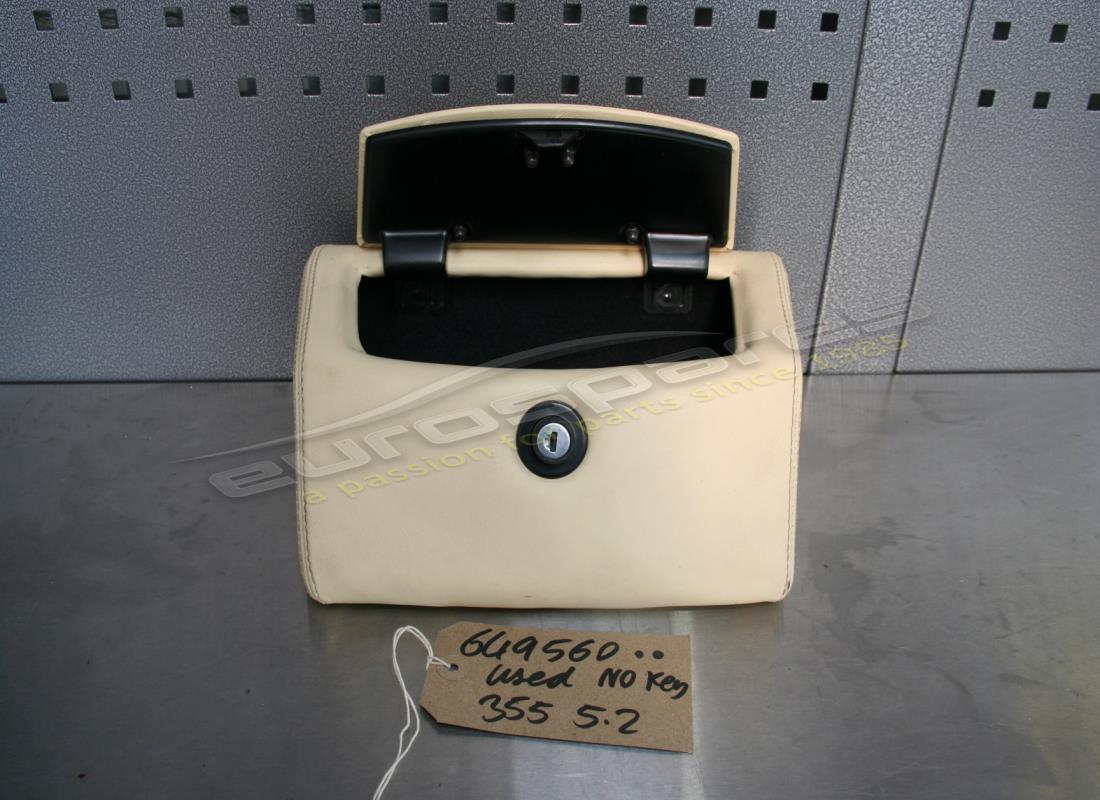 VERWENDET Ferrari KONSOLE . TEILENUMMER 649560.. (1)