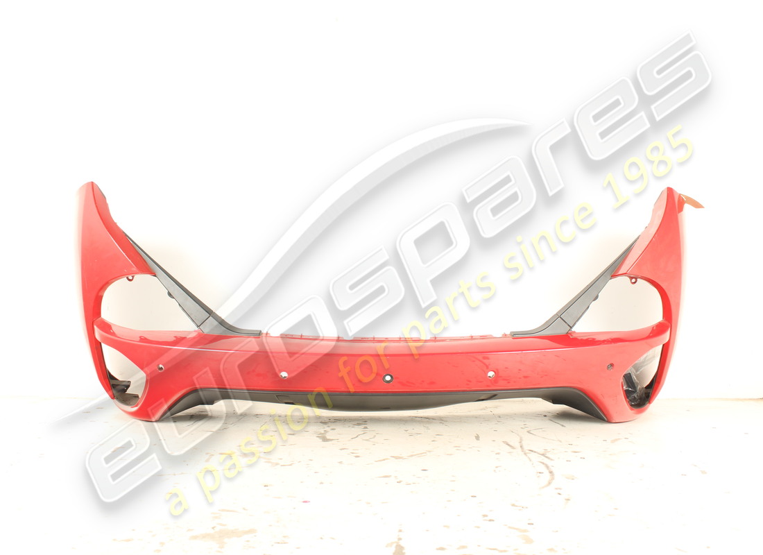 GEBRAUCHTER Ferrari HINTERER STOßSTANGE. TEILENUMMER 84725710 (1)