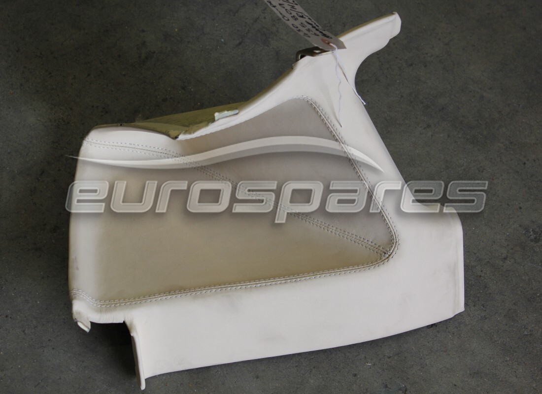 GEBRAUCHTE Ferrari RECHTE HECKSCHEIBENVERKLEIDUNG. TEILENUMMER 635809.. (1)