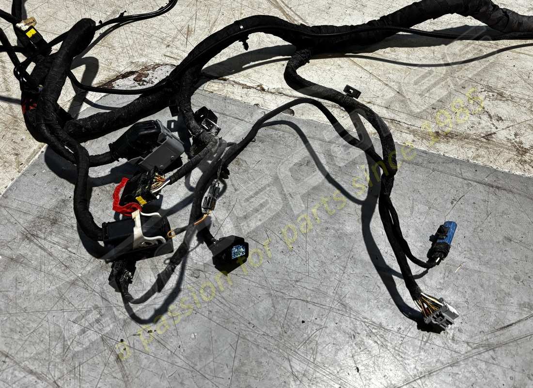 verwendet ferrari hinteres kabel. teilenummer 311971 (4)