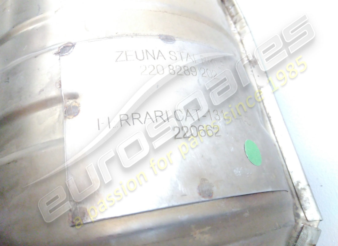 neuer ferrari rh-katalysator. teilenummer 216241 (3)