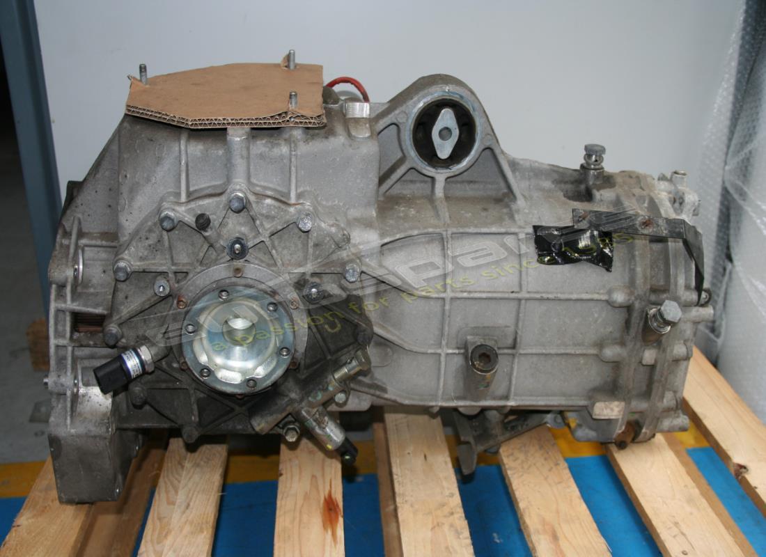 VERWENDET Ferrari KOMPLETTES GETRIEBE. TEILENUMMER 247320 (1)