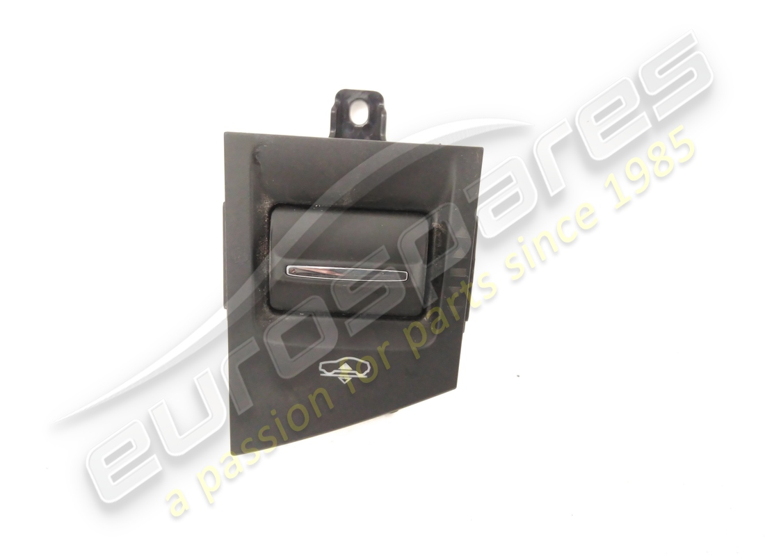 gebrauchter maserati steuerschalter des luftfedersystems. teilenummer 670064672 (1)