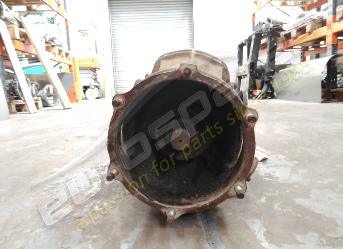 gebrauchtes ferrari differentialgehäuse komplett. teilenummer 130589 (3)