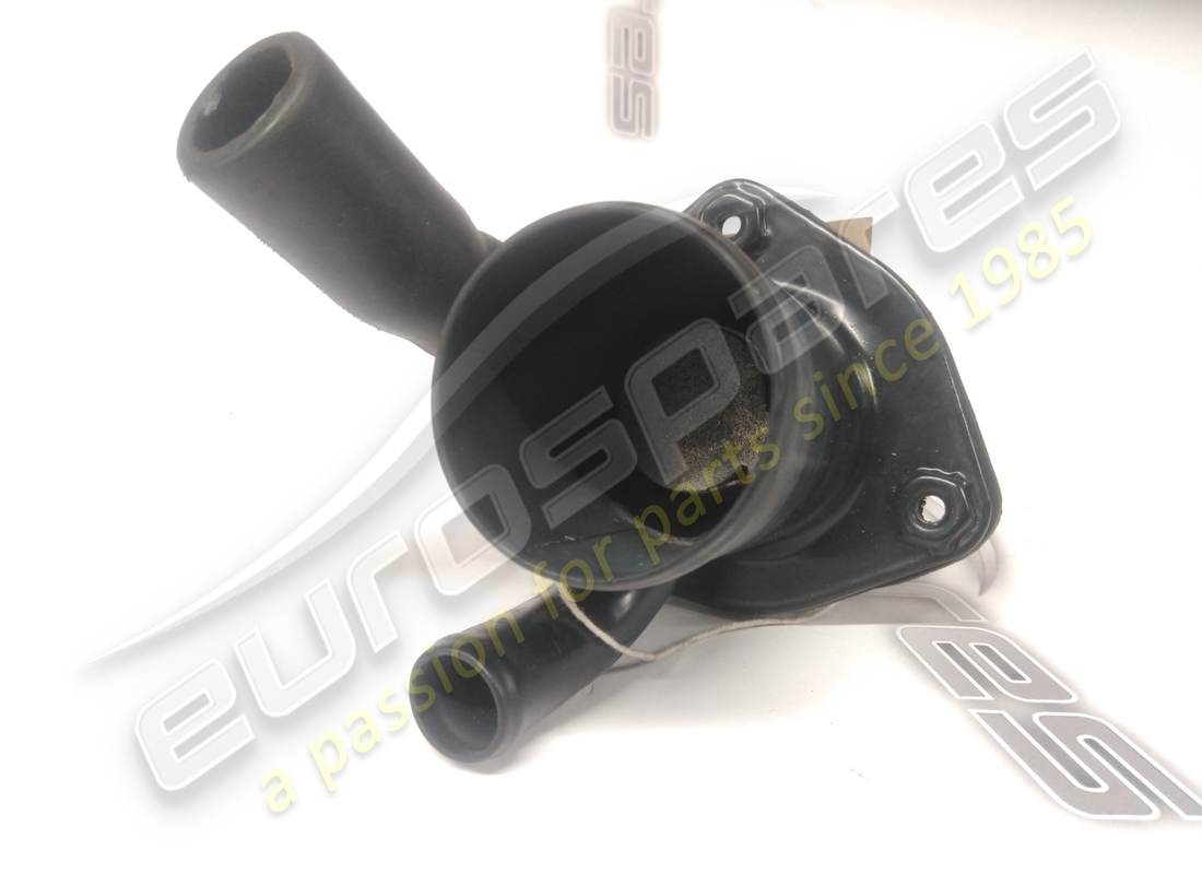 gebrauchter ferrari kraftstoffeinfüllhals (cat-autos). teilenummer 160774 (3)