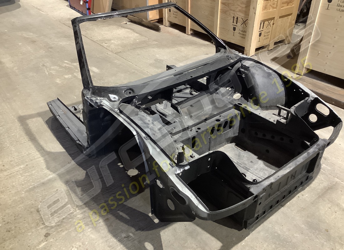 gebrauchtes eurospares ferrari 348 vorderes fahrgestell. teilenummer eap1227288 (3)