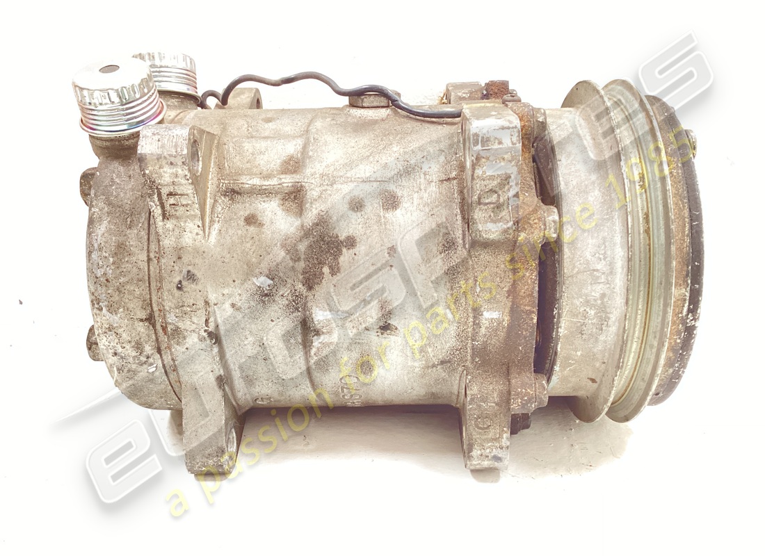 gebrauchter ferrari klimaanlagekompressor. teilenummer 123205 (1)
