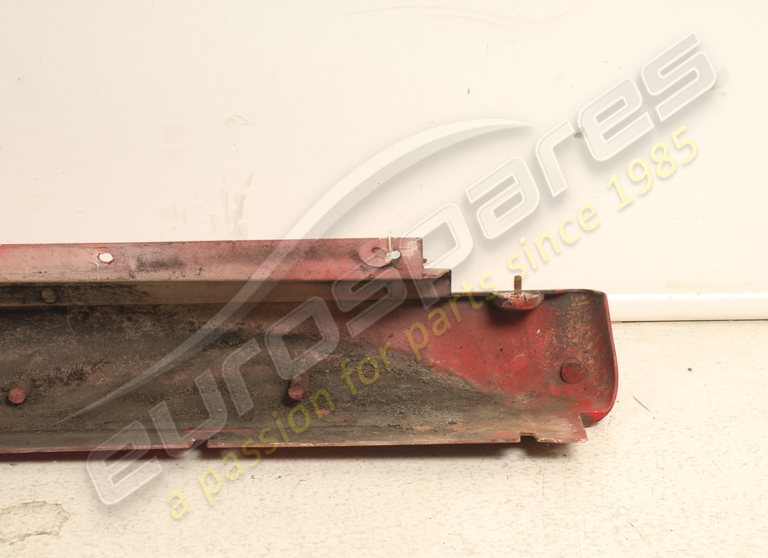 gebrauchte ferrari linke untertürverkleidung. teilenummer 66099510 (10)