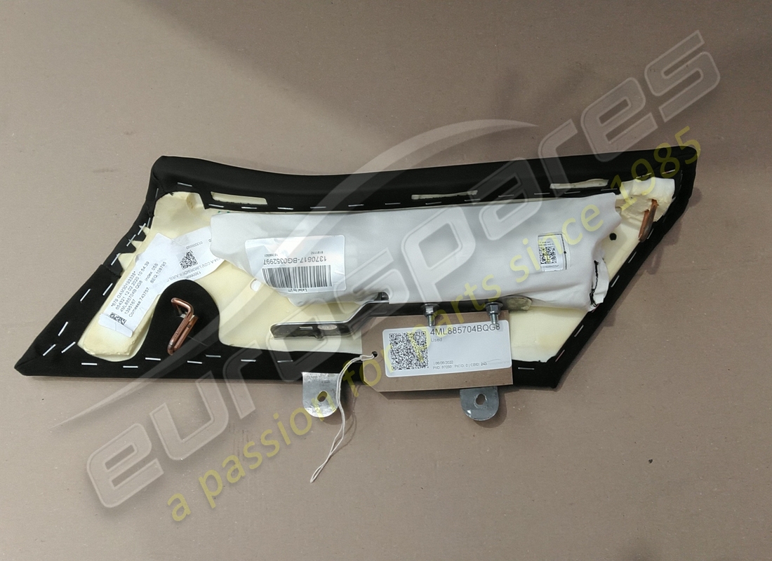 verwendet lamborghini seitenpolsterbank. teilenummer 4ml885704bqg8 (2)