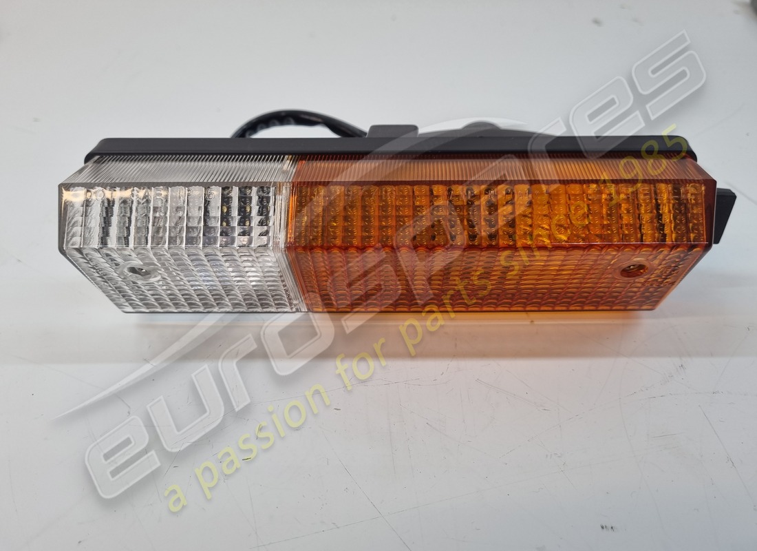 NEUE Ferrari BLINKER- UND SEITENLEUCHTENEINHEIT LINKS MIT ORANGE/KLAREM GLAS. TEILENUMMER 60121100 (1)