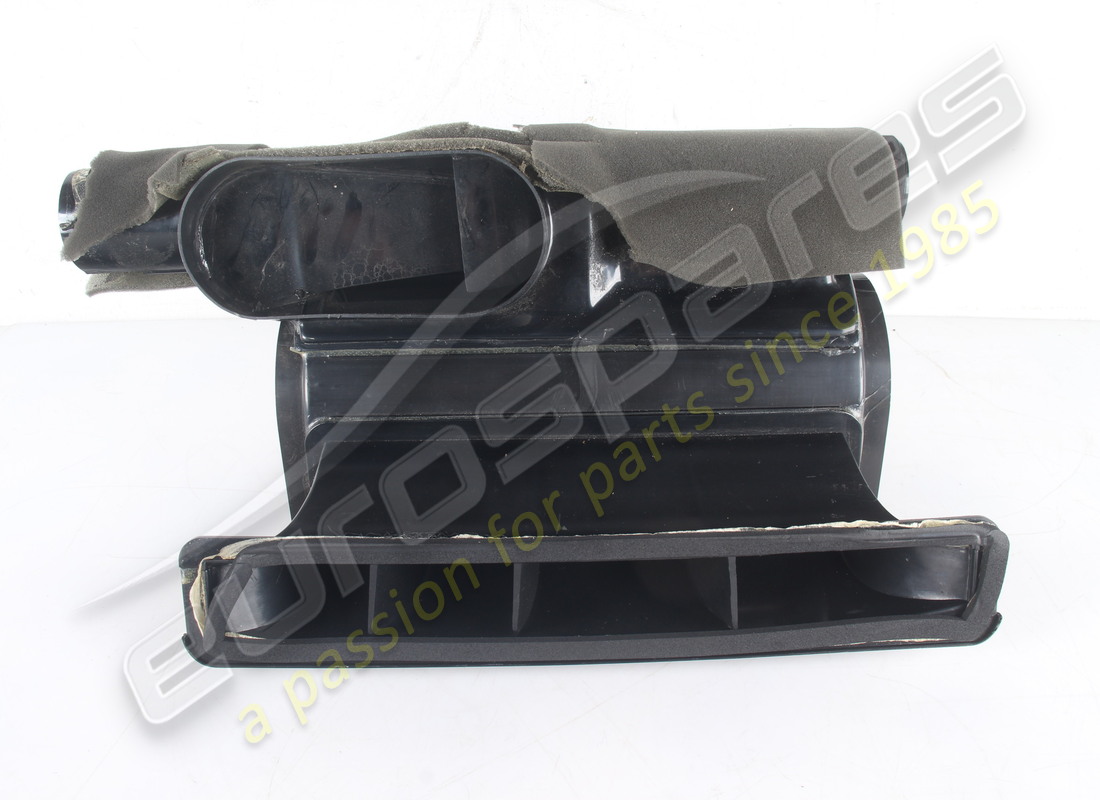 GEBRAUCHTER Ferrari LUFTDIFFUSOR . TEILENUMMER 62189500 (1)