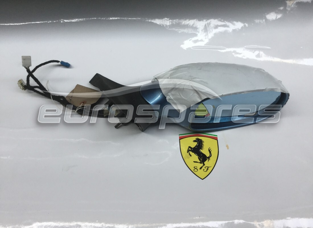 GEBRAUCHTER Ferrari RECHTER AUSSENRÜCKSPIEGEL. TEILENUMMER 67165510 (1)