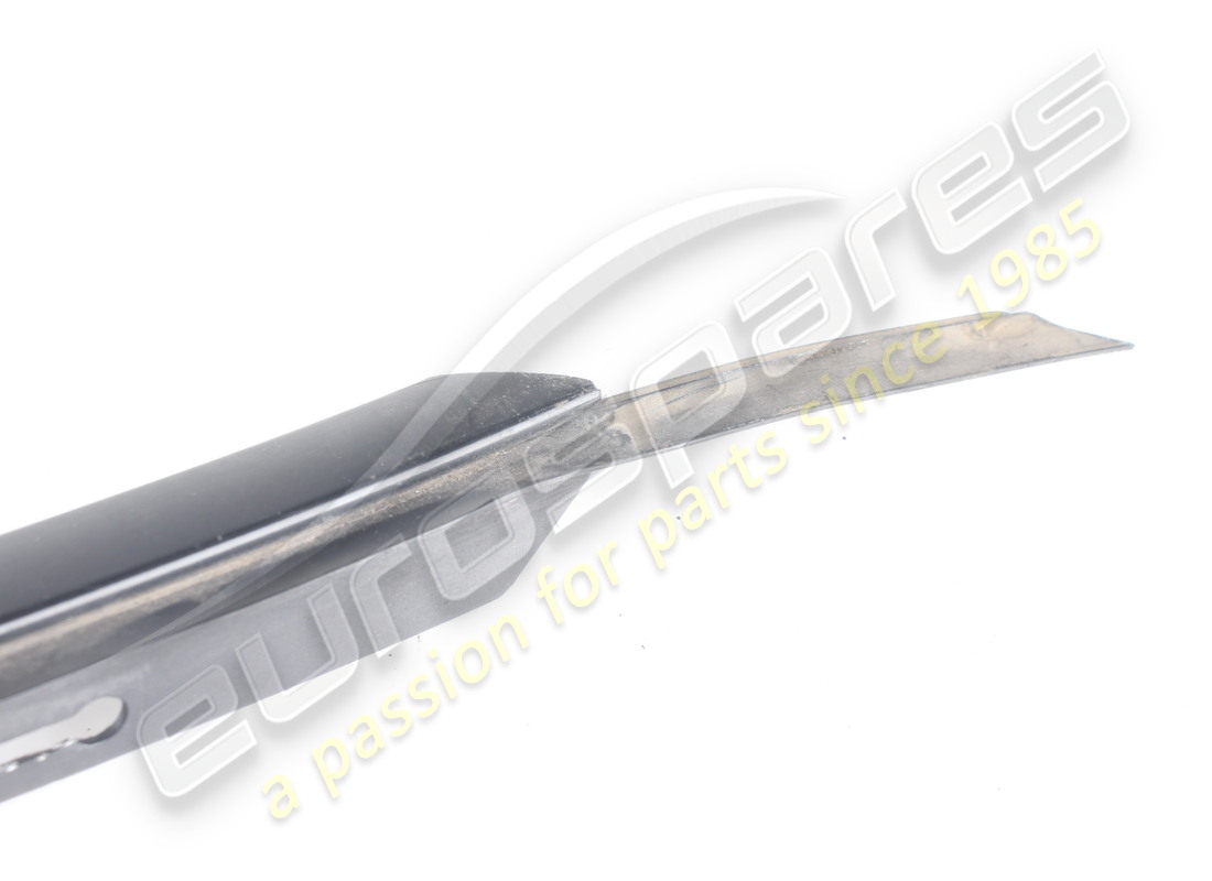 GEBRAUCHTE FERRARI LH-MULDENDICHTUNG. TEILENUMMER 65525300 (3) gebrauchte ferrari lh-muldendichtung. teilenummer 65525300 (3)