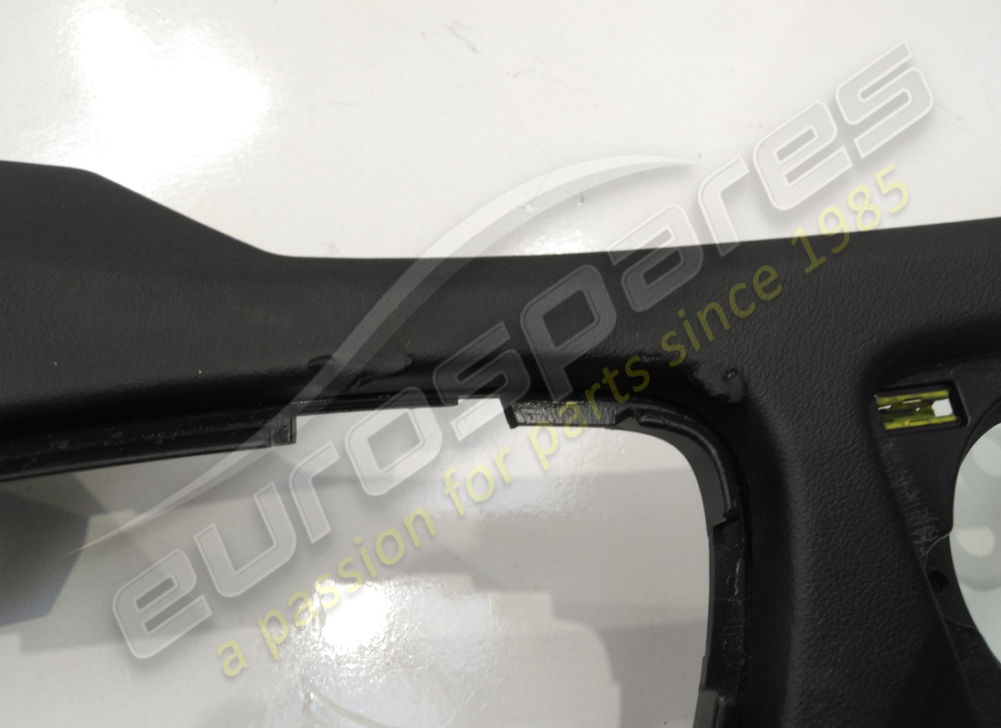 gebrauchte lamborghini verkleidung, säule. teilenummer 4t0867271bqg8 (2)