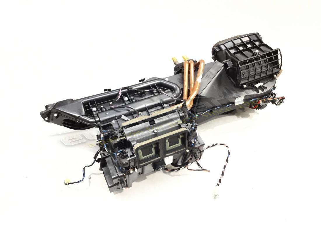 GEBRAUCHTE Ferrari KOMPLETTE KLIMAANLAGE. TEILENUMMER 83894800 (1)