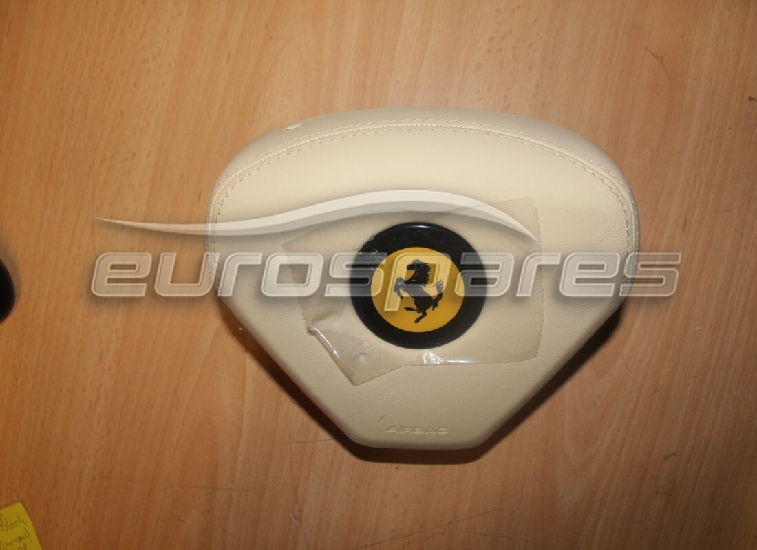 neu ferrari airbag fahrerseiten-creme. teilenummer 82023804 (1)