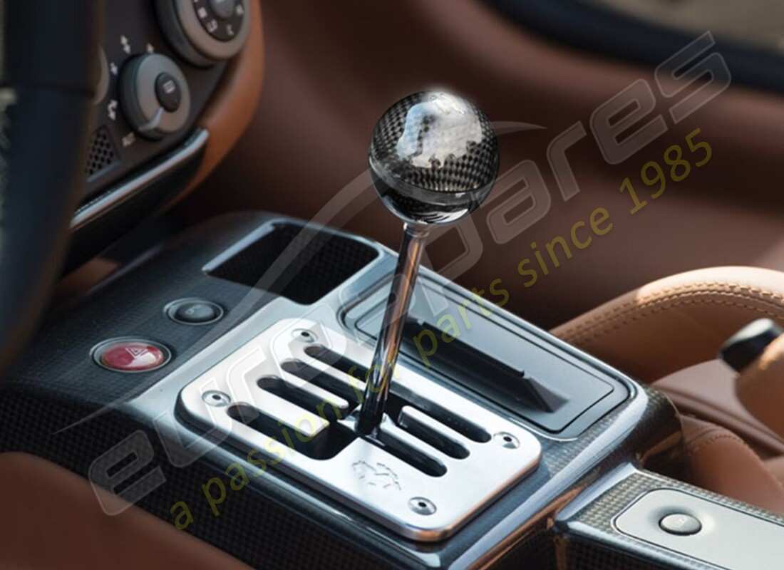 neu ferrari schalthebelknauf aus kohlefaser. teilenummer 223131 (1)
