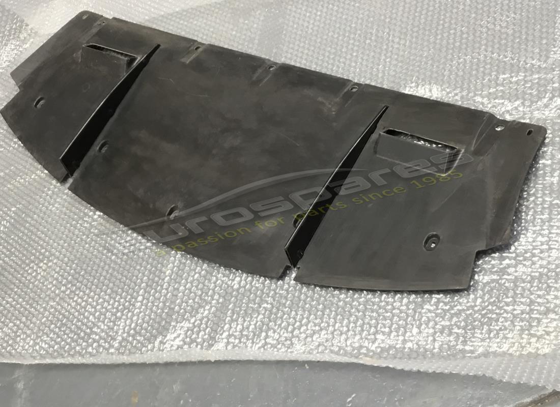neu ferrari kompletter hinterer flacher unterboden. teilenummer 83949000 (1)