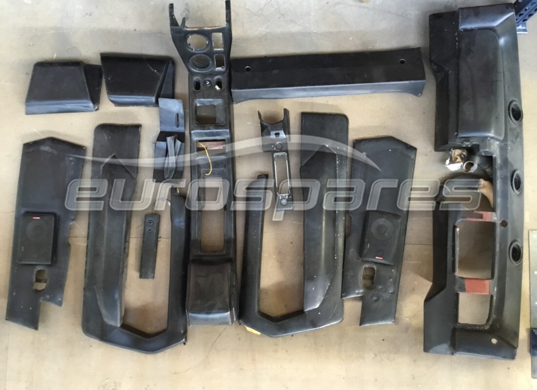 gebraucht lamborghini rhd jalpa innenausstattung. teilenummer 007814058a (1)