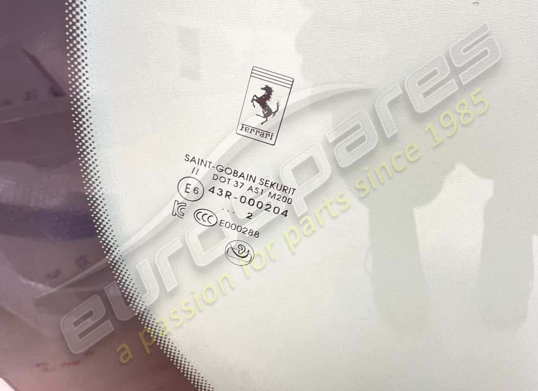 neue windschutzscheibe ferrari. teilenummer 897059 (2)