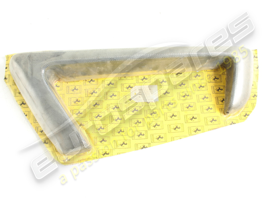 neue ferrari rechte armlehne. teilenummer 61964500 (1)