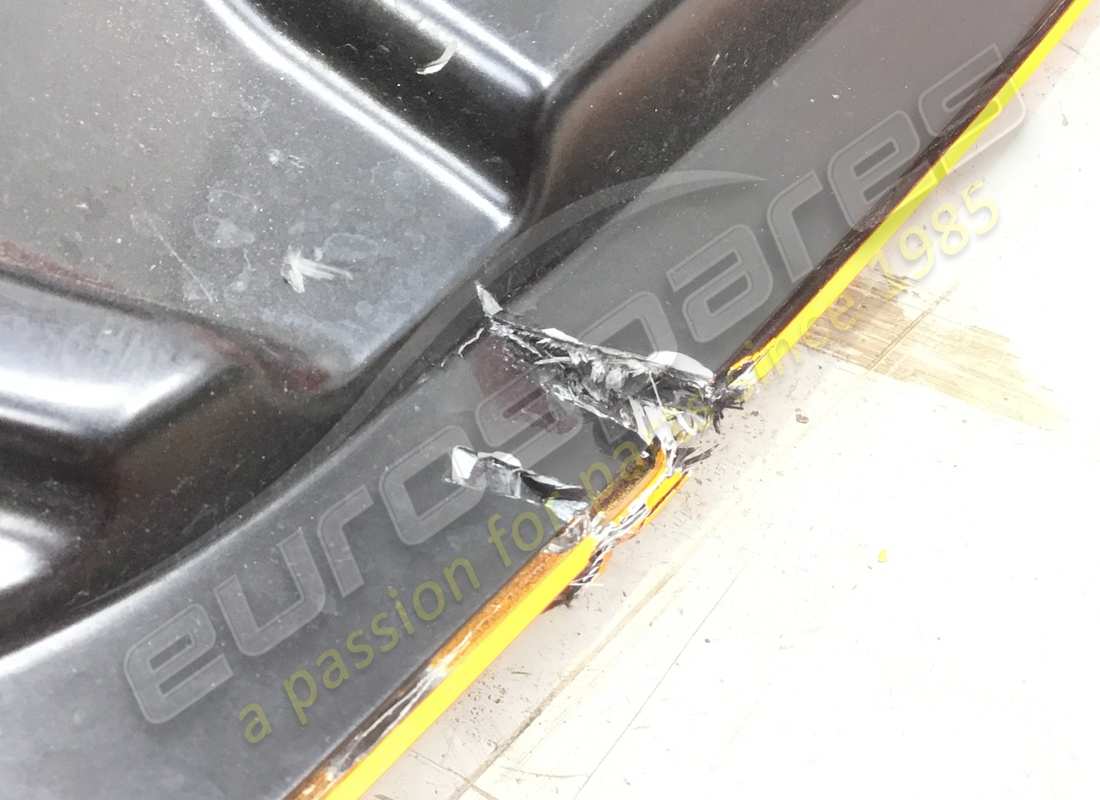 beschädigter lamborghini kofferraumdeckel. teilenummer 476827025 (7)