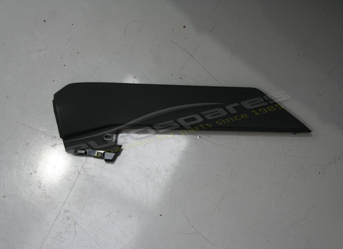 GEBRAUCHTE Lamborghini SEITENVERKLEIDUNG. TEILENUMMER 4ML863455QG8 (1)