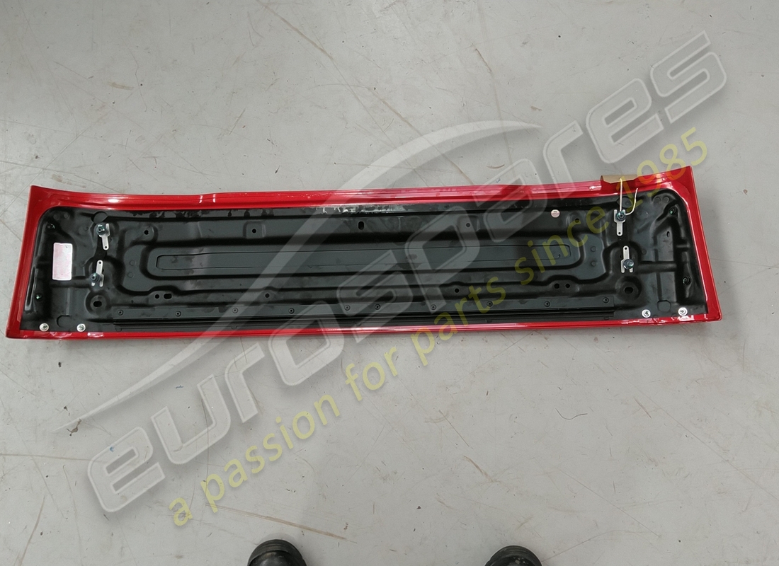 gebrauchte ferrari hintere dachbaugruppe. teilenummer 83977300 (2)