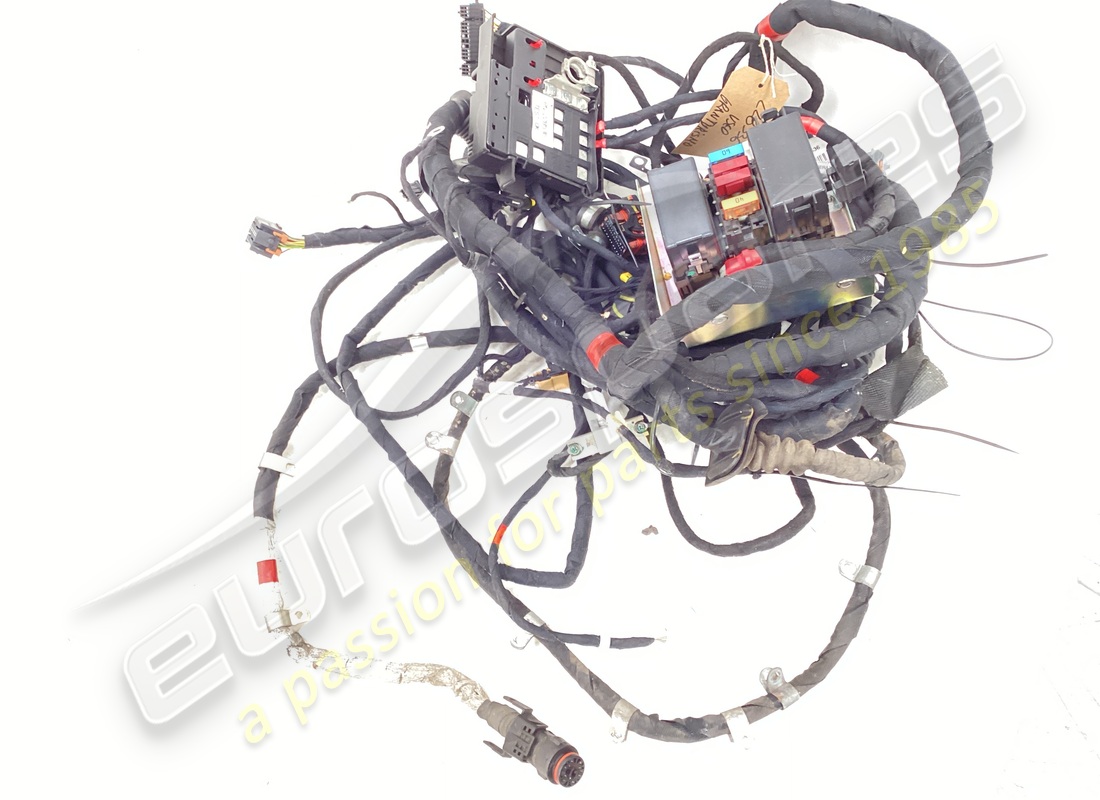 GEBRAUCHT Maserati KOMPLETT MOTOR KOMPT. VERKABELUNG (OPT) . TEILENUMMER 228523 (1)