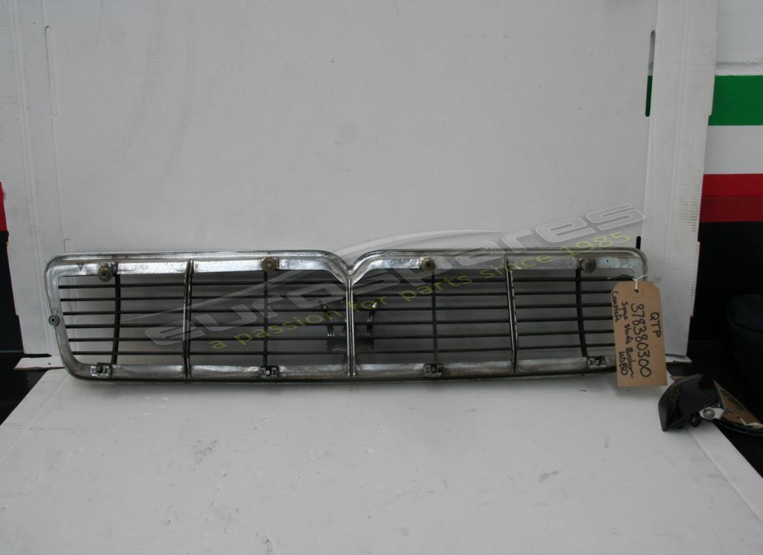 GEBRAUCHT Maserati MOTORKOMP. DECKEL KÜHLER G . TEILENUMMER 378380300 (1)