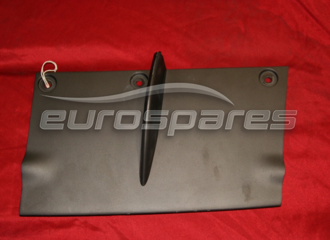 gebrauchter ferrari linker flügel. teilenummer 84360300 (1)