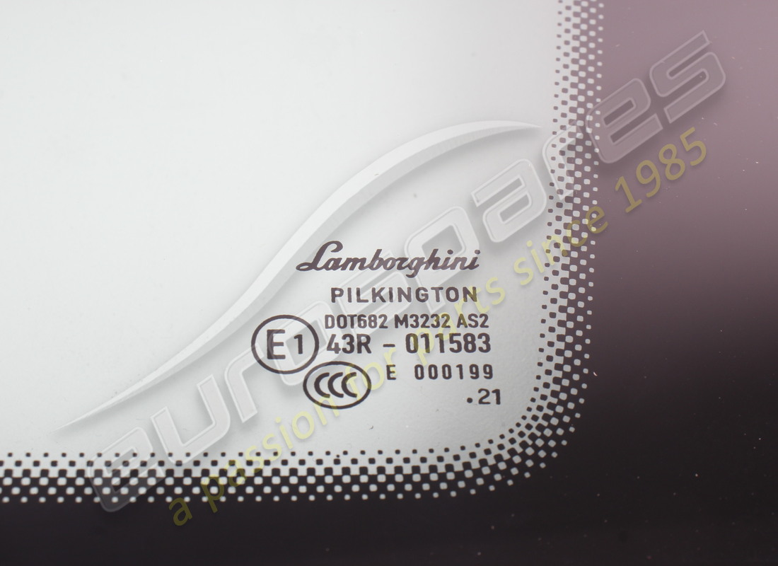 neues lamborghini seitenfenster. teilenummer 4t8845300d (2)