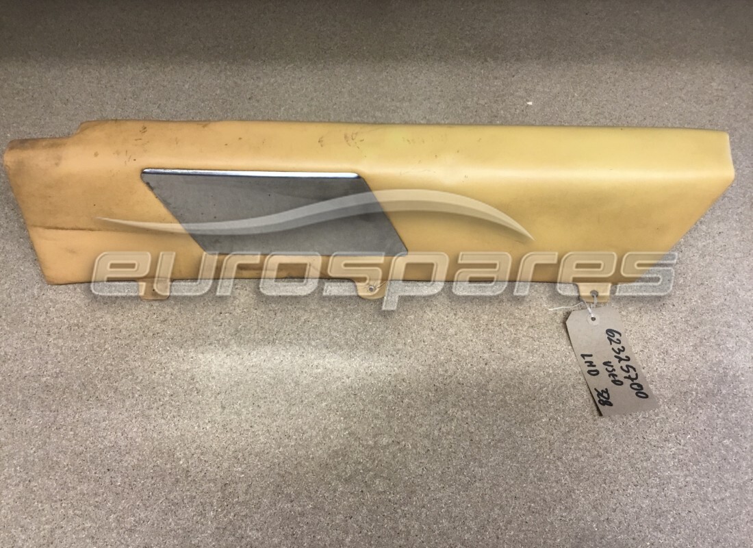GEBRAUCHT Ferrari VERKLEIDUNG LHD . TEILENUMMER 62325700 (1)