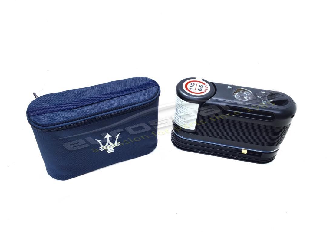 GEBRAUCHTER Maserati KOMPRESSOR FÜR DICHTMITTEL 500 . TEILENUMMER 673007343 (1)