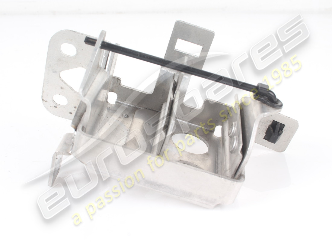 GEBRAUCHTE Ferrari TGK VENTILMONTAGEHALTERUNG. TEILENUMMER 84066200 (1) GEBRAUCHTE Ferrari TGK VENTILMONTAGEHALTERUNG. TEILENUMMER 84066200 (1)