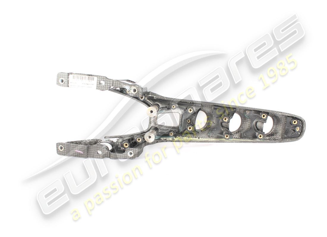 beschädigte ferrari oberbrückenschale. teilenummer 878158 (3)