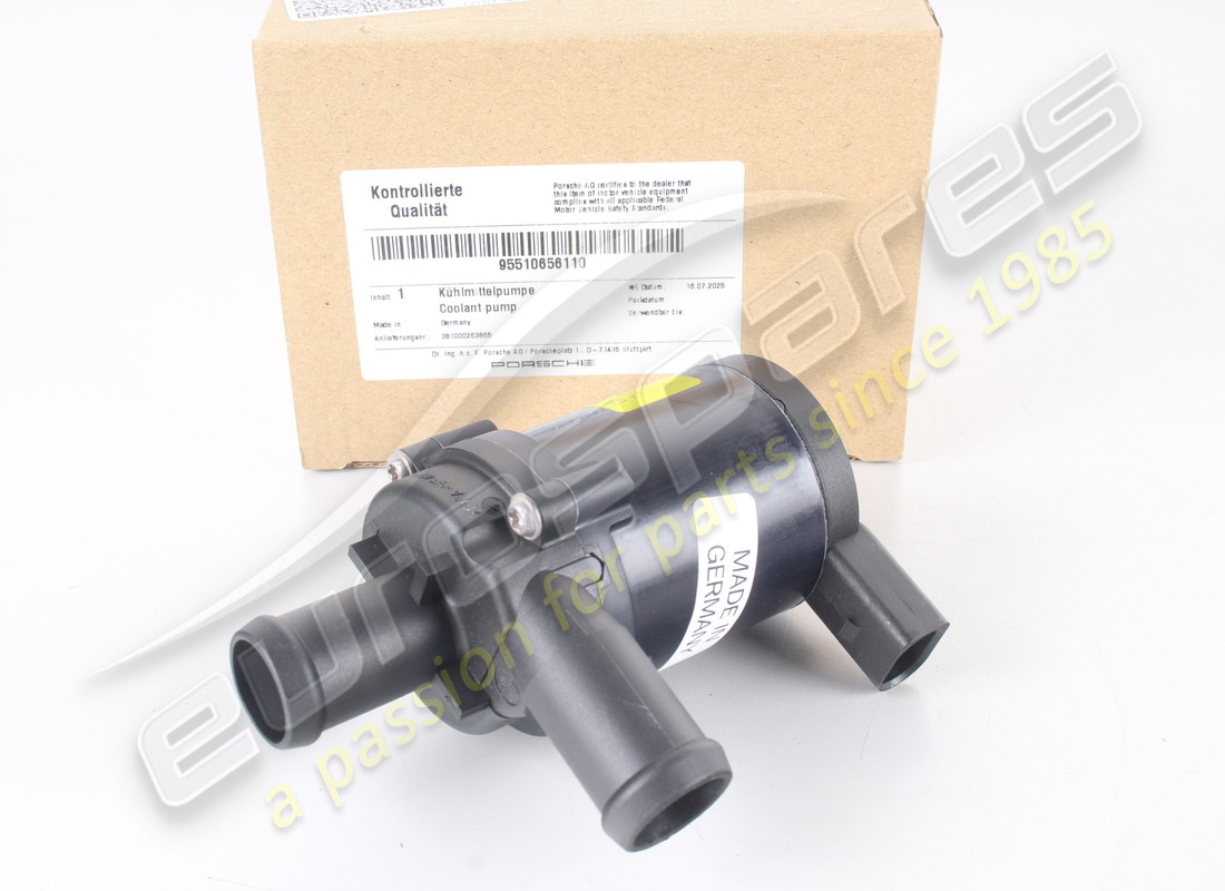 neue porsche wasserpumpe. teilenummer 95510656110 (1)