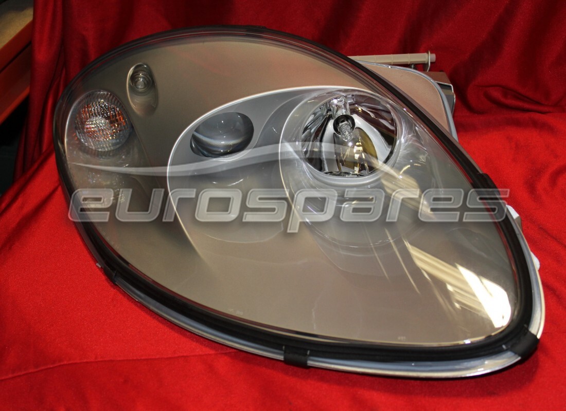 NEU Ferrari RECHTER SCHEINWERFER ABBLEND-/FERNLICHT ARGENTO-GRAU . TEILENUMMER 72000390 (1)