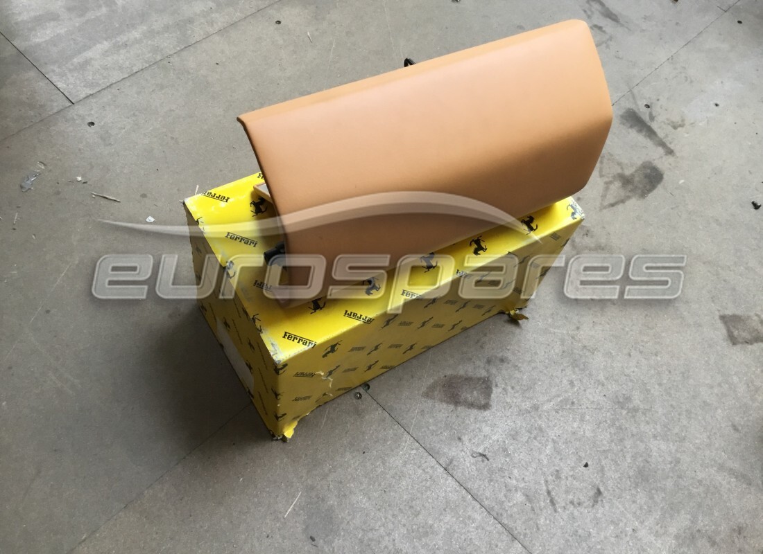 NEU (ANDERES) Ferrari HANDSCHUHBOX . TEILENUMMER 634552.. (1)