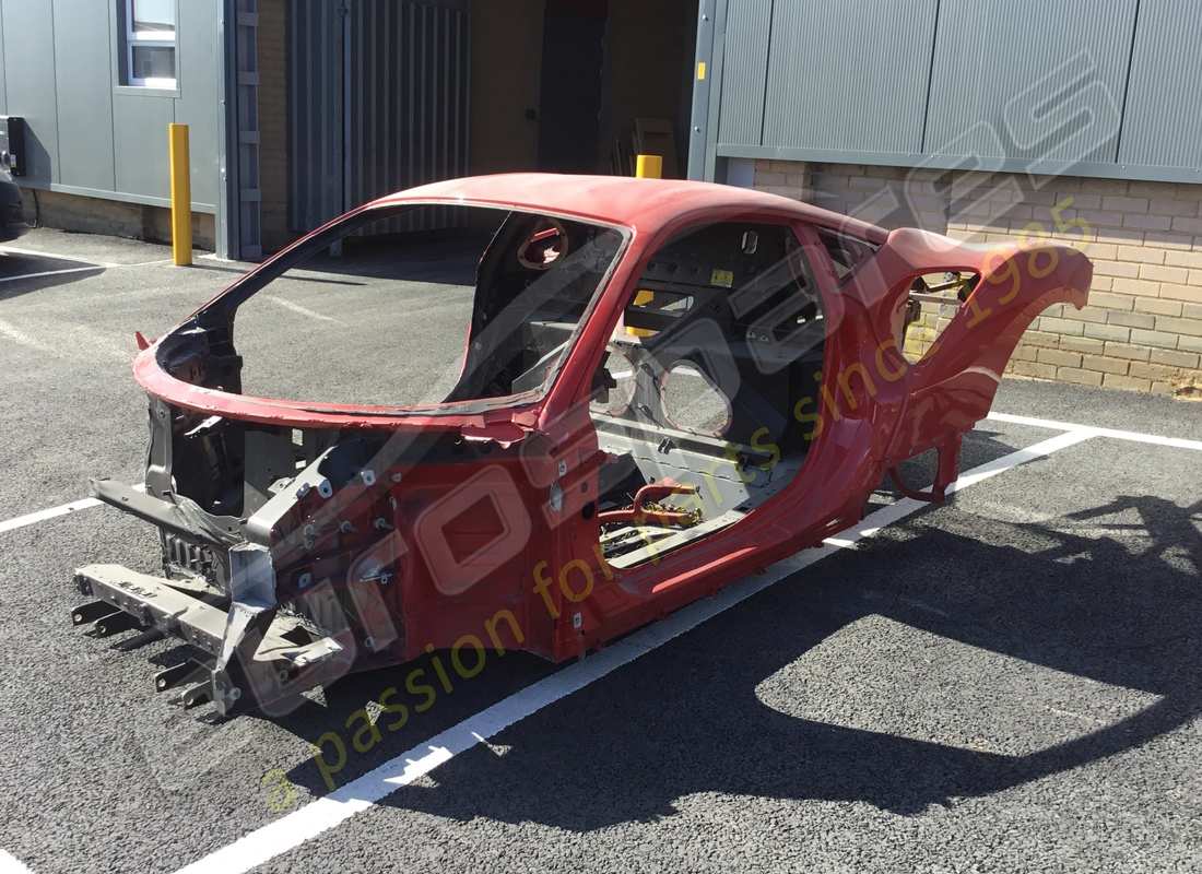 gebrauchte ferrari komplette karosserie. teilenummer 87260000 (5)
