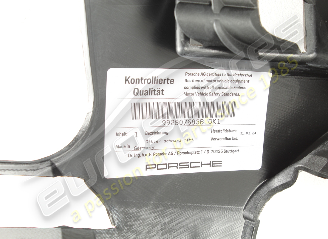 NEU PORSCHE GITTER MATTSCHWARZ. TEILENUMMER 992807683BOK1 (3) neu porsche gitter mattschwarz. teilenummer 992807683bok1 (3)