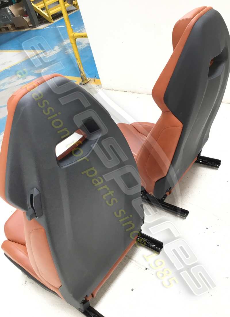 gebraucht lamborghini paar sitze – leder (haut). teilenummer 4t08810212az (5)