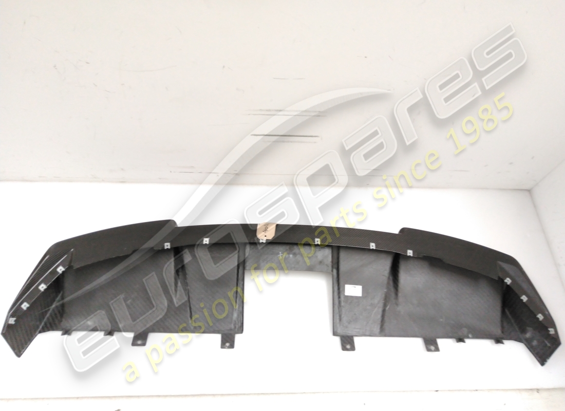 gebrauchte lamborghini stossfaengerabdeckung. teilenummer 403807527c (4)