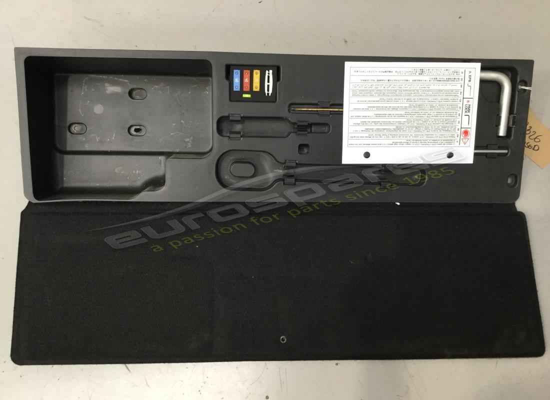GEBRAUCHTES Ferrari KOMPRESSOR-KIT. TEILENUMMER 288326 (1)