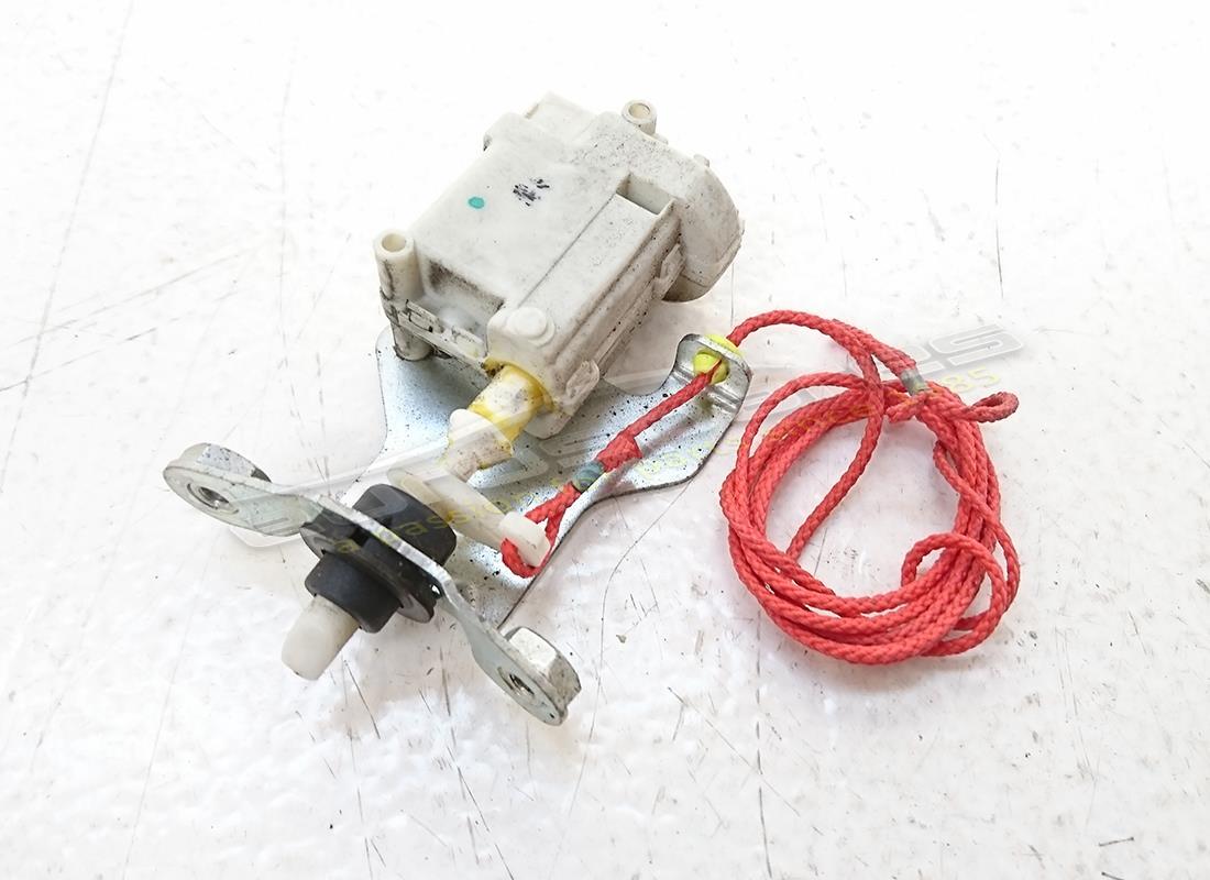 verwendeter ferrari stellantrieb. teilenummer 85143200 (1)