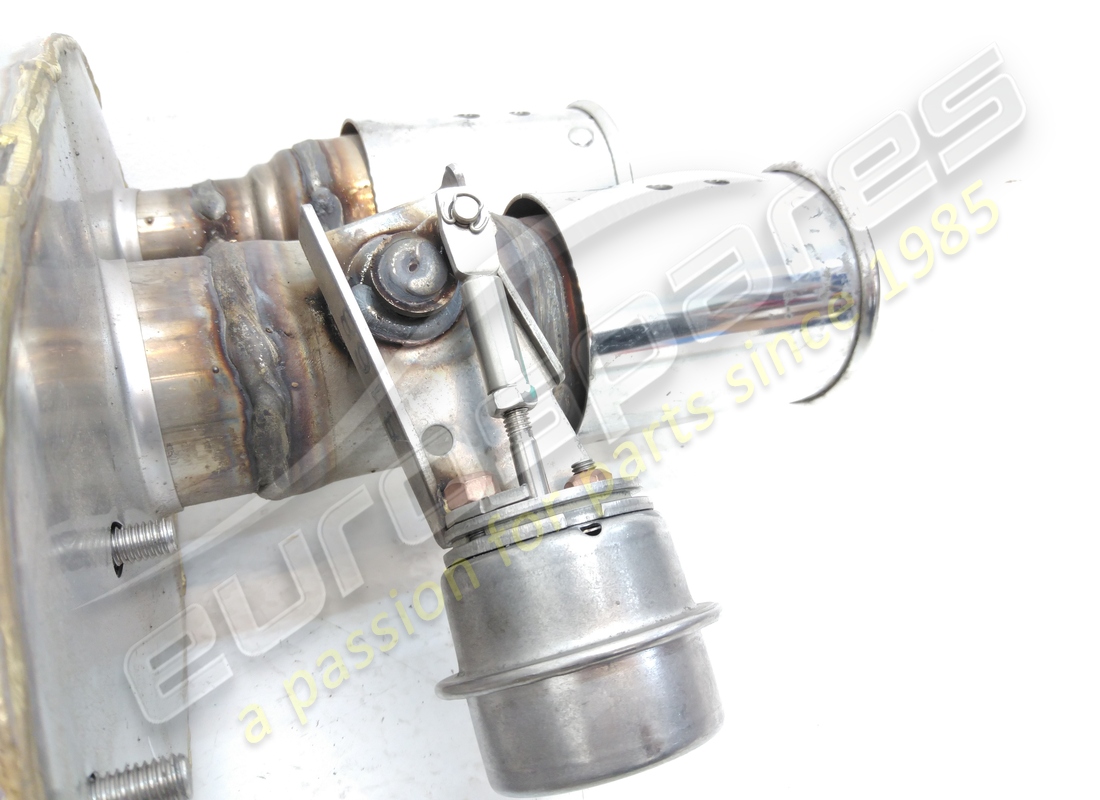 neuer ferrari heckschalldämpfer links. teilenummer 220194 (3)
