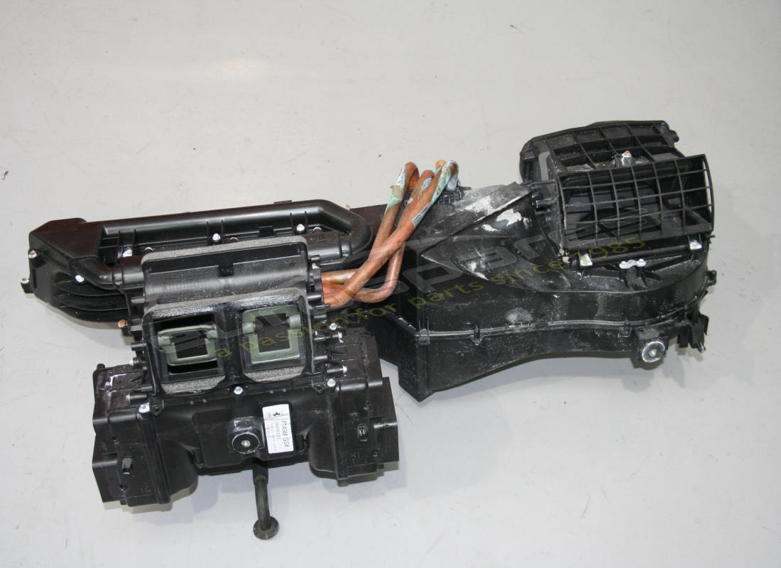 GEBRAUCHTE Ferrari KLIMAANLAGE KOMPLETT . TEILENUMMER 86646300 (1)