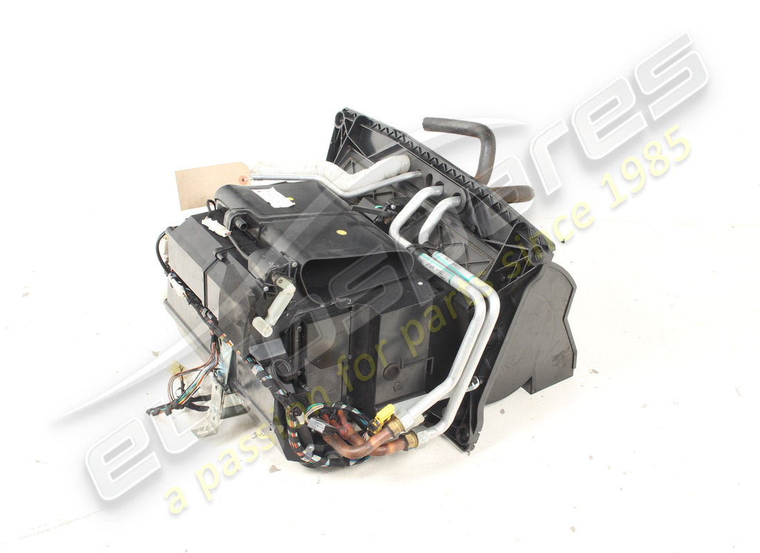 gebrauchter ferrari verdampfersatz komplett rhd teilenummer 68070700 (3)