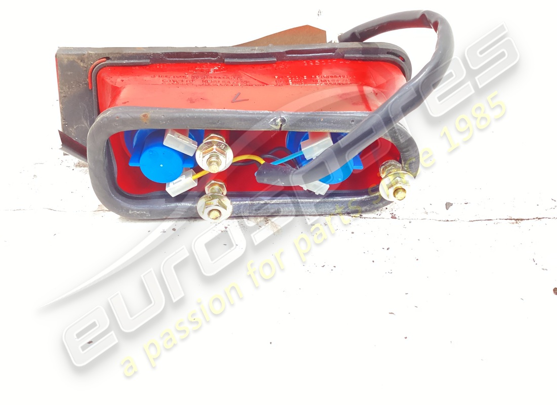 gebraucht maserati bewegliches linkes rücklicht 3983099. teilenummer 383100147 (2)