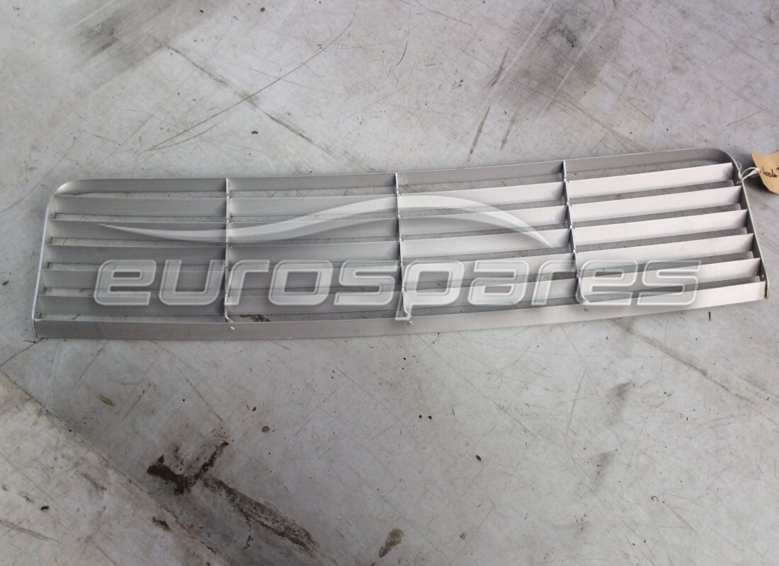 NEU Ferrari KÜHLERGRILL SCHLIEßEN . TEILENUMMER 40042608 (1)